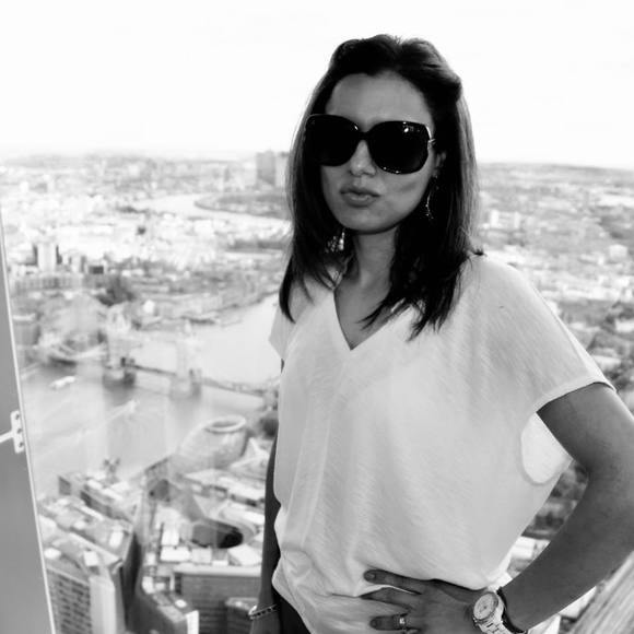 Meet your Posher, Urvi - Picture 1 of 1